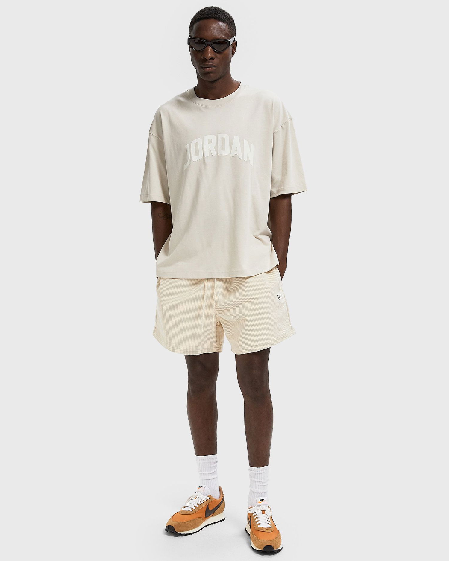 Shorts New Era Corduroy Shorts Beige | 60684391, 1
