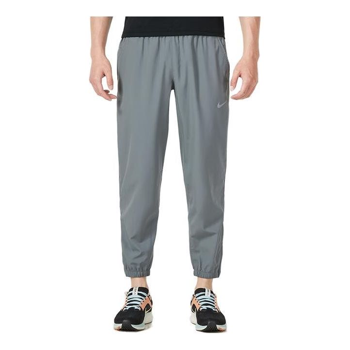 Joggingbukser Nike Tapered Versatile Training Pants Grå | FB7498-084