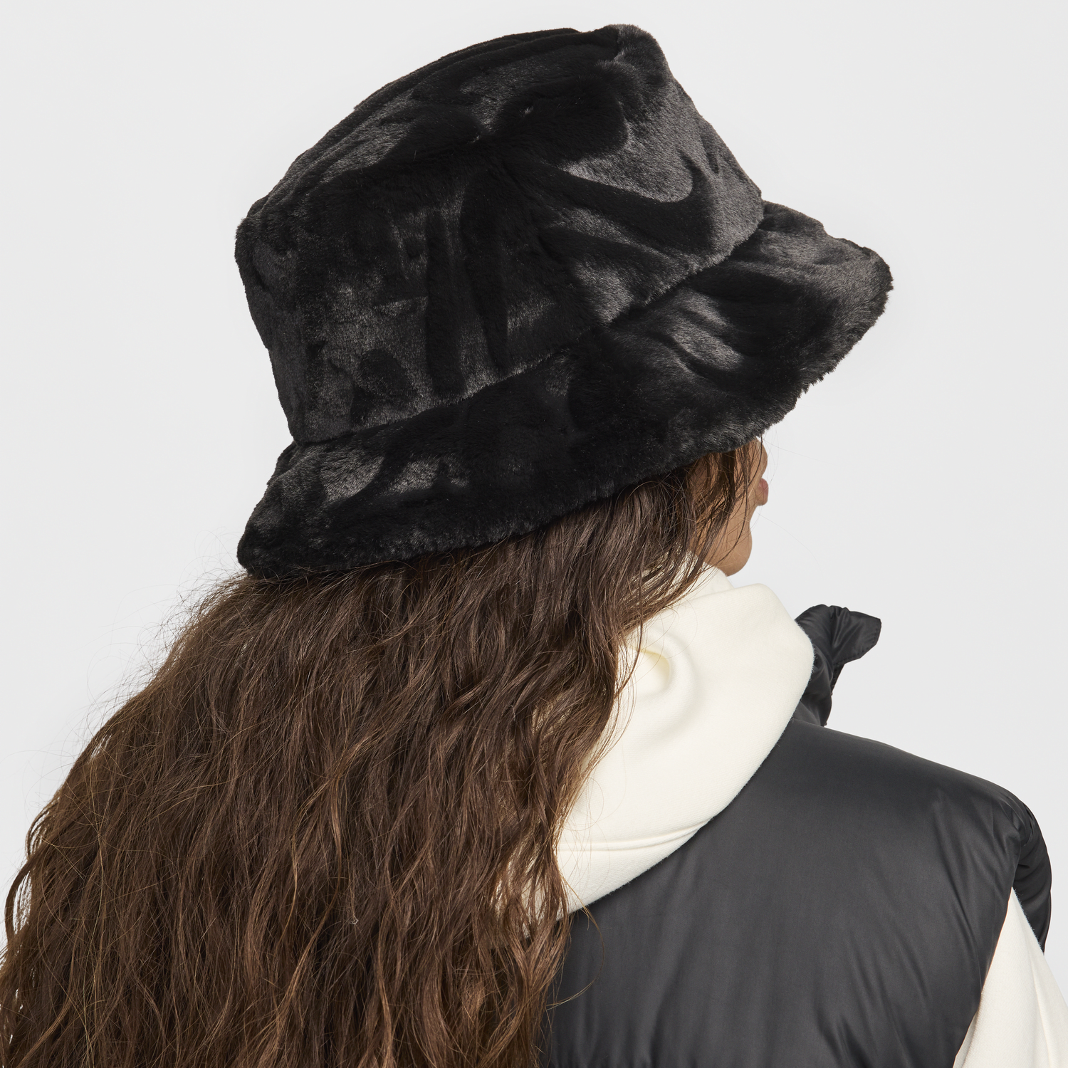 Hat Nike Apex Faux Fur Bucket Hat Sort | HF7194-010, 1