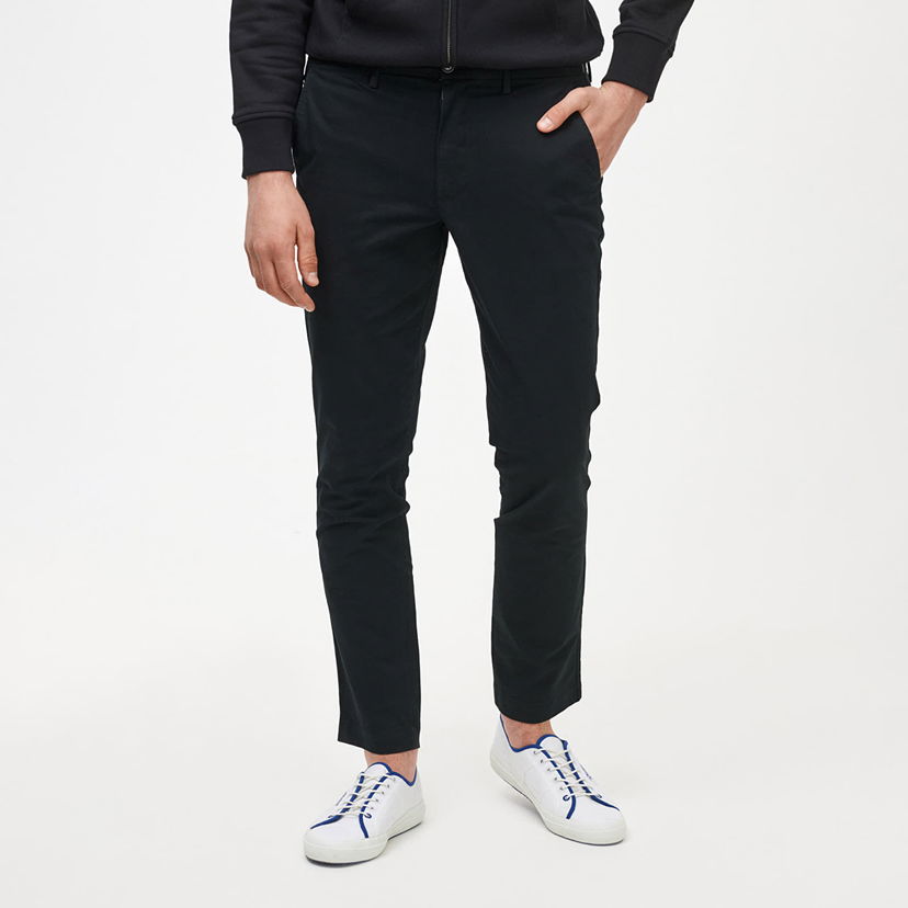 Bukser GAP Chino Slim Fit Pants True Black Sort | 500357-04