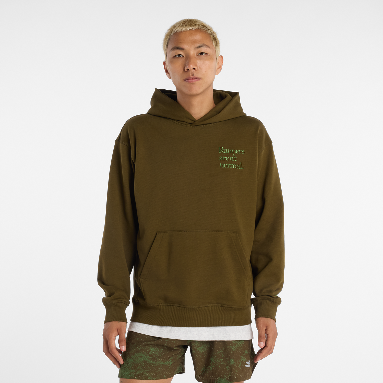 Sweatshirt New Balance Pullover Hoodie with 'Runners aren't normal' Slogan Grøn | NBMT53918WDL, 0
