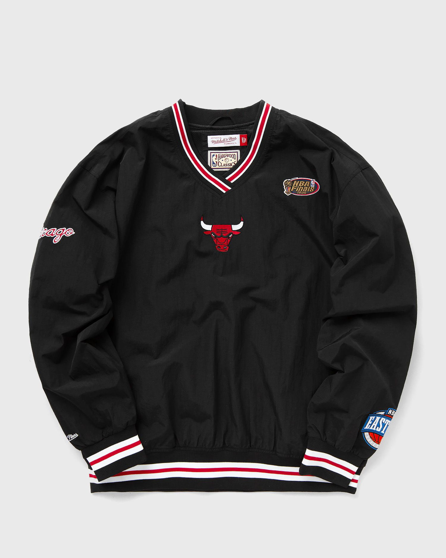 Sweatshirt Mitchell & Ness NBA CLASSIC NYLON PULLOVER VINTAGE LOGO CHICAGO BULLS Sort | OJPO7025-CBUYYPPPBLCK, 0