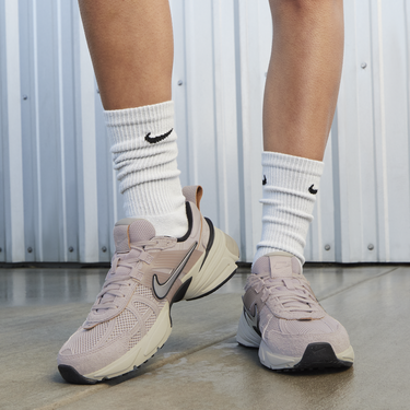 Sneakers og sko Nike V2K Run Lilla | FN6703-001, 3