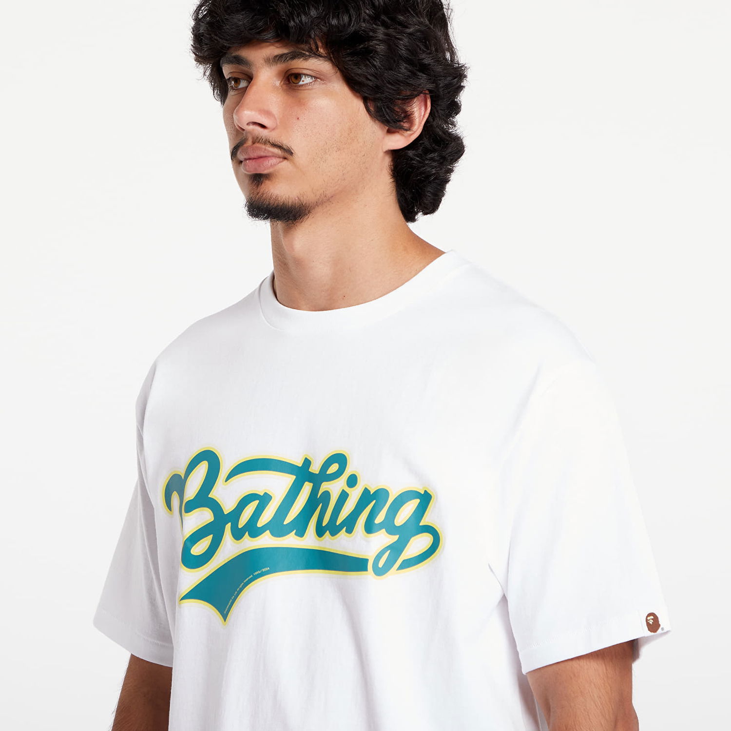 T-shirt BAPE A Bathing Ape Men's Varsity Baseball Logo T-Shirt in White, Size Large | END. Clothing Hvid | 001TEK301046M-WHT, 1