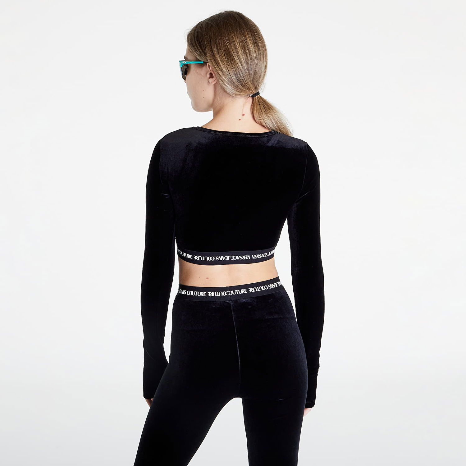 Crop top Versace Velvet Stretch T-Shirt Sort | 73HAH218J0008899, 1