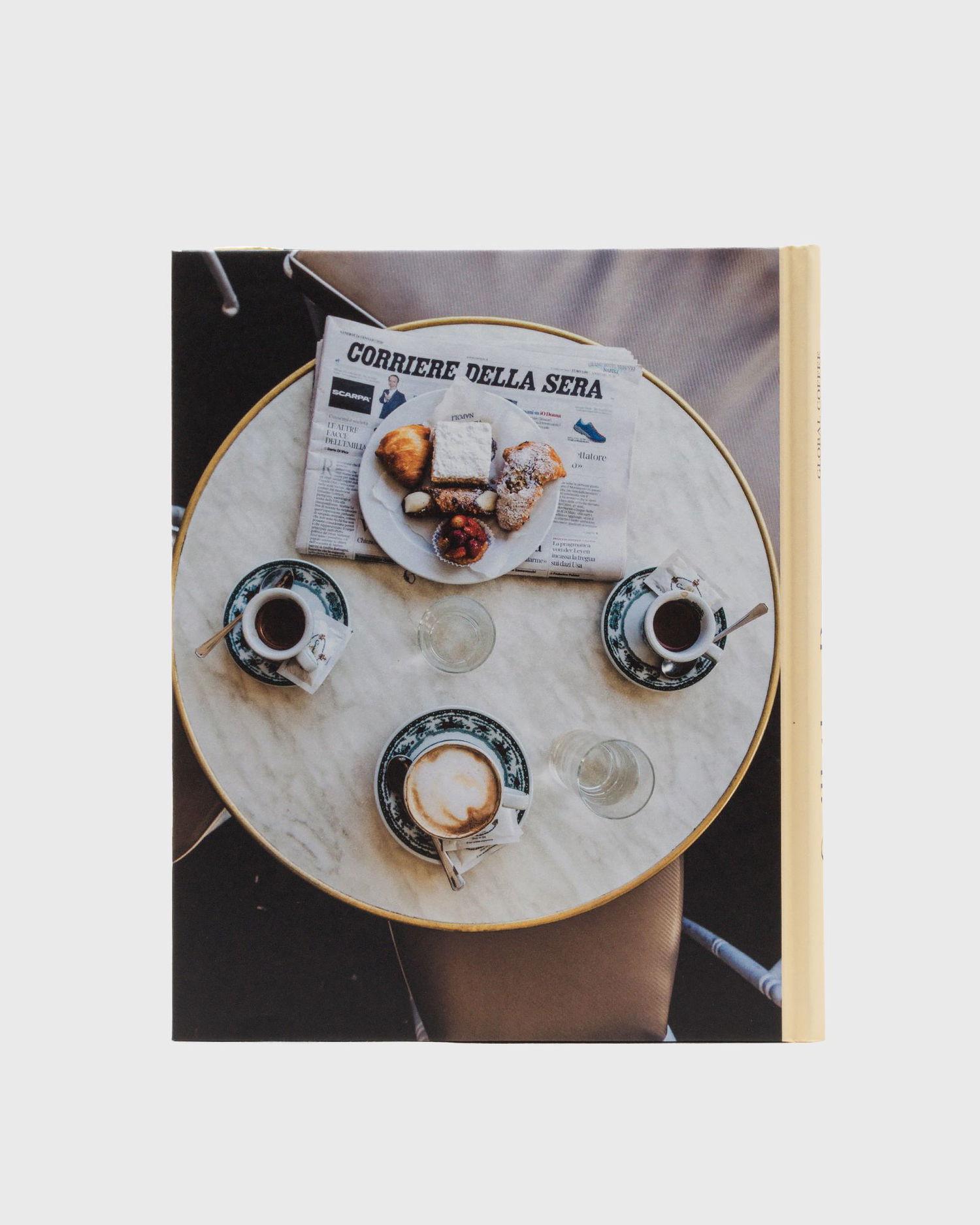 Bog og blad gestalten Spill the Beans. Global Coffee Culture and Recipes Flerfarvet | 978-3-96704-035-7, 1