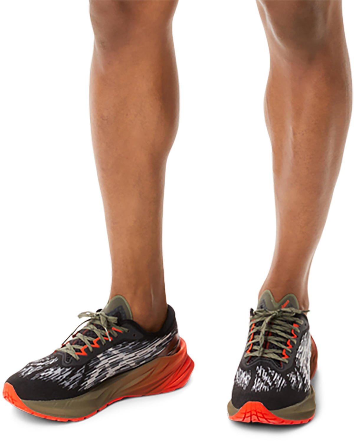 Sneakers og sko Asics Novablast 3 Sort | 1011B568 300, 1