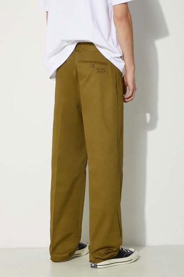 Bukser MAISON KITSUNÉ Maison Kitsuné Relaxed Chino Pants Grøn | MM01106WW0078, 2