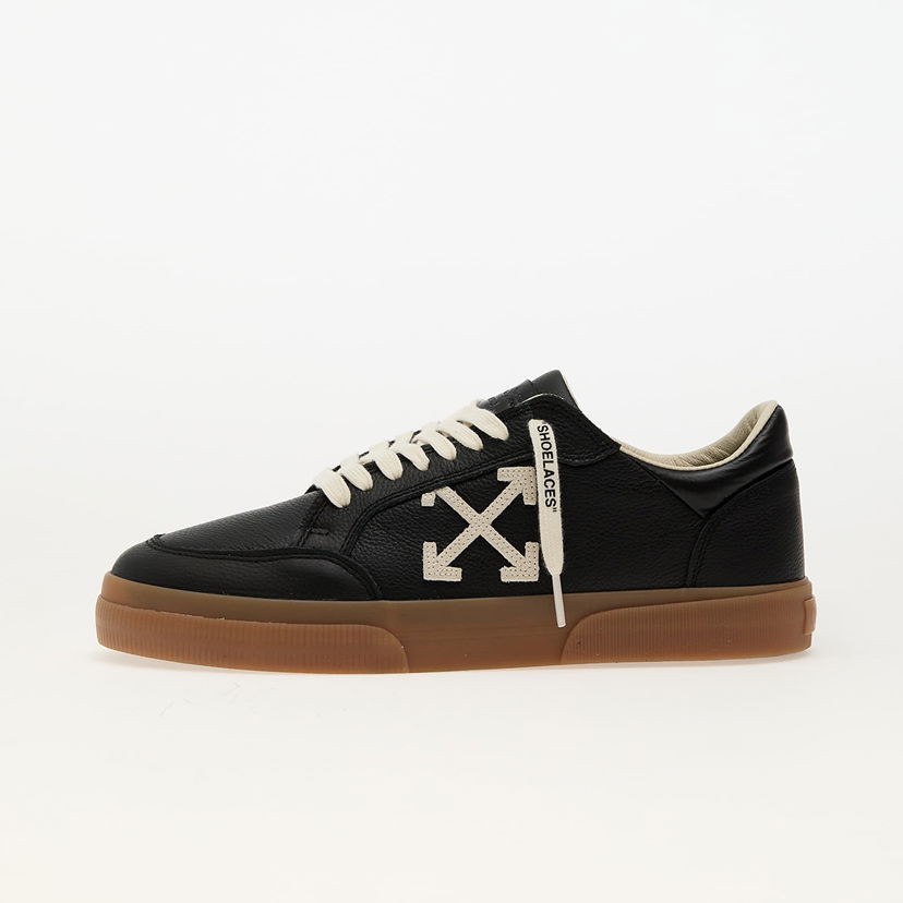 Sneakers og sko Off-White Off-White New Low Vulcanized Sort | OMIA293S25LEA001100B