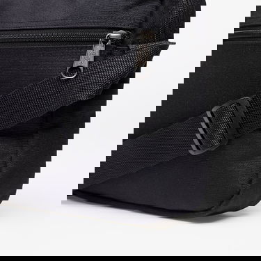 Skuldertaske EASTPAK Bag The Bigger One Bag Black 3 l Sort | EK0A5BIB0081, 2