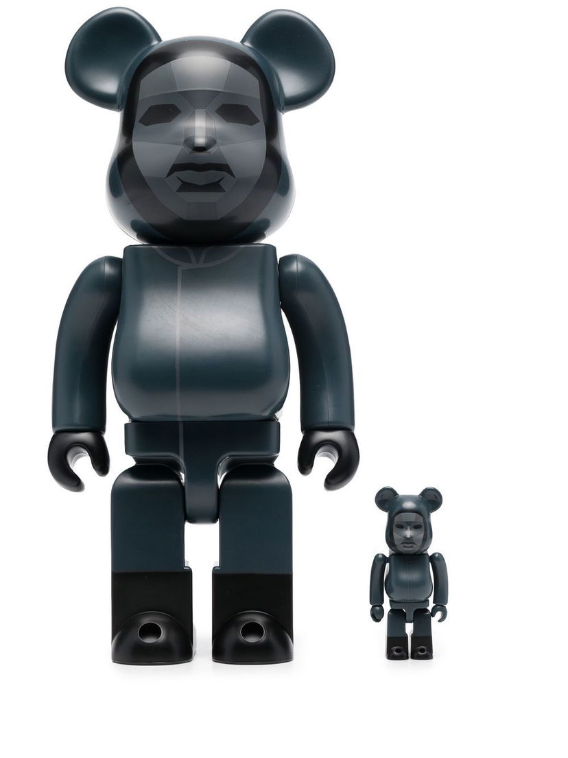 Collectible Medicom Toy Squid Game Frontman 100% and 400% figure set - Black Sort | 14SQUIDFRONTFMULTI19309556