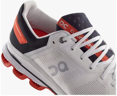Sneakers og sko On Running Cloudsurfer Hvid | 54.99218, 4