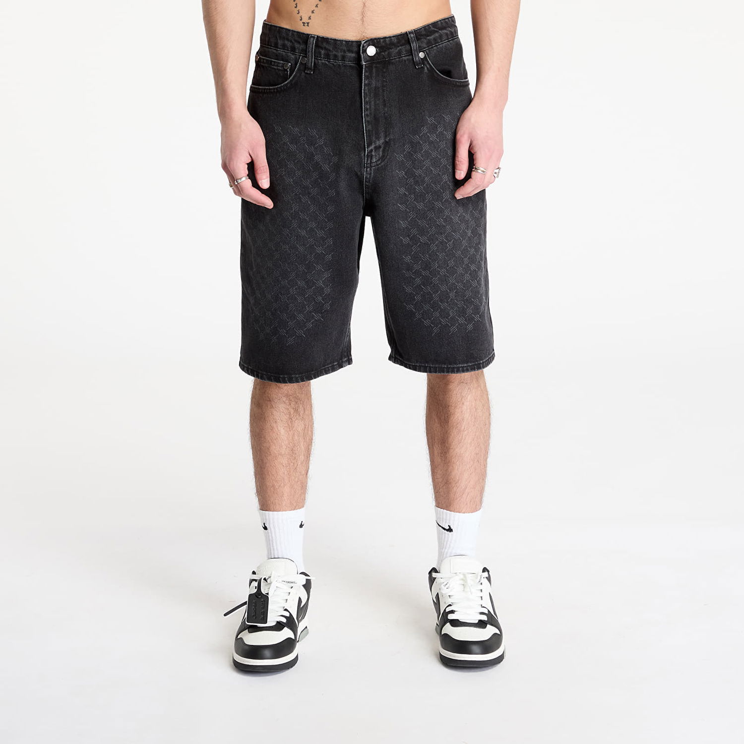 Shorts DAILY PAPER Daily Paper Laser Monogram Denim Shorts Sort | 2511132, 0