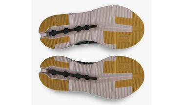 Sneakers og sko On Running Cloudnova Form Titanite Grå | 75.98409, 3