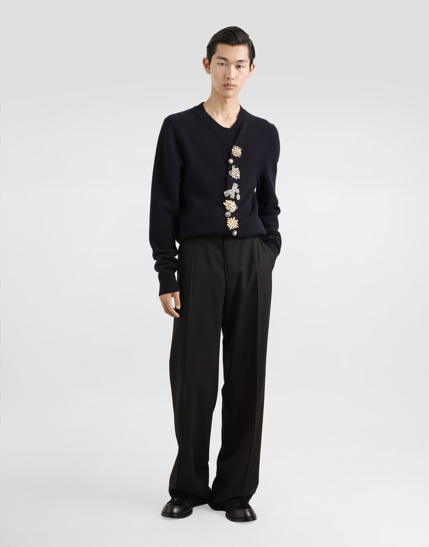 Sweater Dolce & Gabbana Wool Round-Neck Sweater With Jeweled Buttons Sort | GXX91ZJCVWRB0665, 1