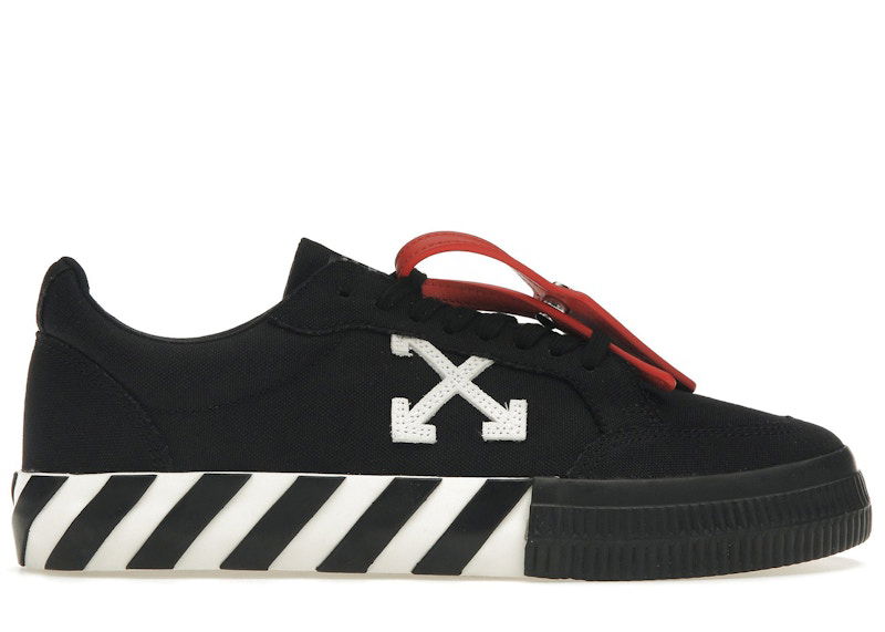 Sneakers og sko Off-White Vulcanized Low Canvas Black White Sort | OMIA085C99FAB0061001, 0