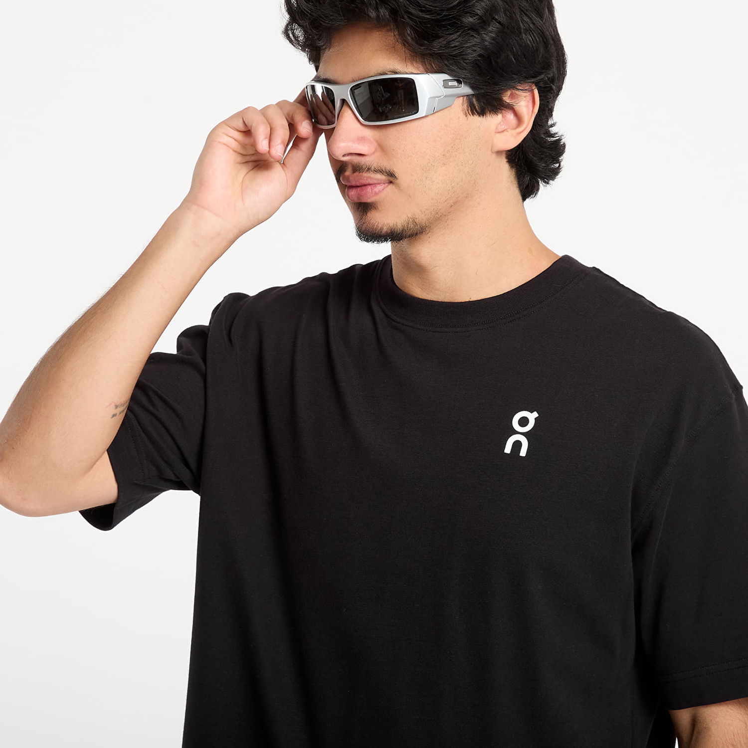 T-shirt On Running T-Shirt Club-T Graphic Sort | 1MF30550192 M, 1