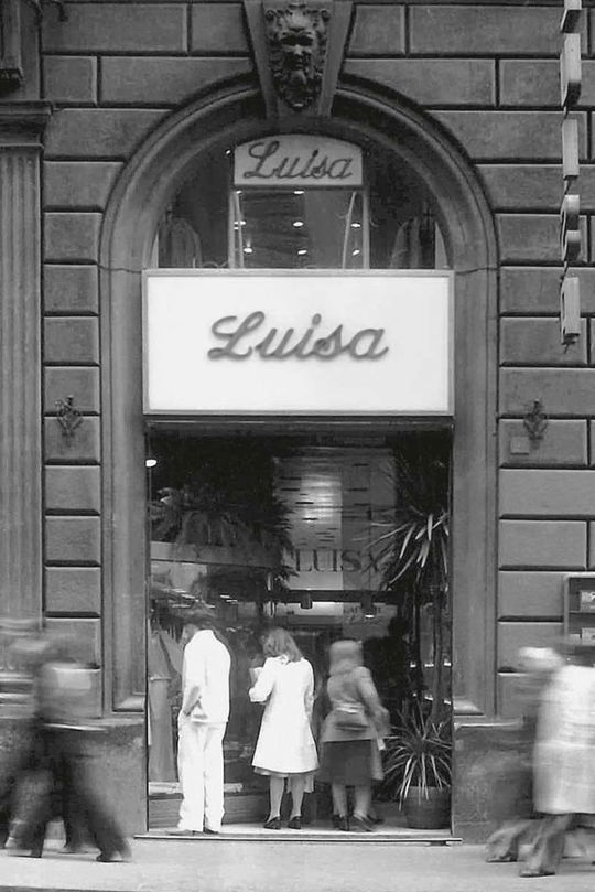 Luisa Via Roma